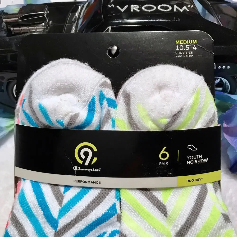 Champion C9 NWT 6 Pairs No Show Socks Kids L (4-9) *Pls See Description*